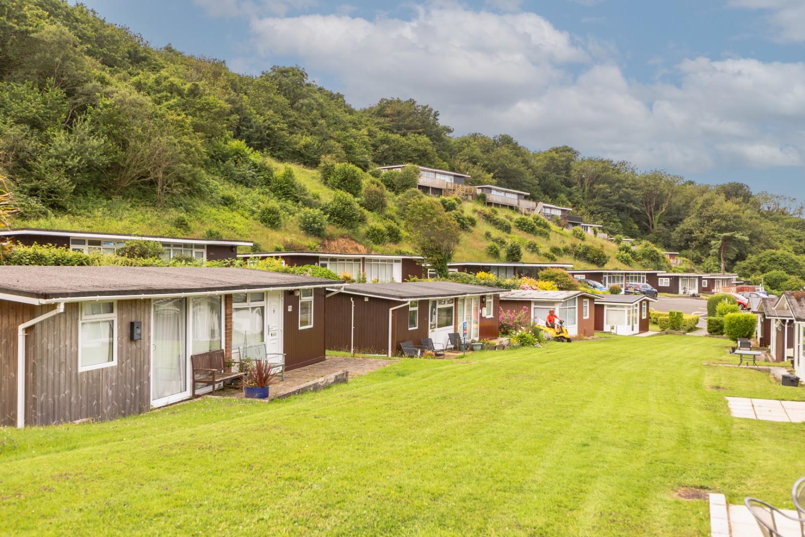 Summercliff Chalets, Caswell Bay, Swansea, SA3 3BP
